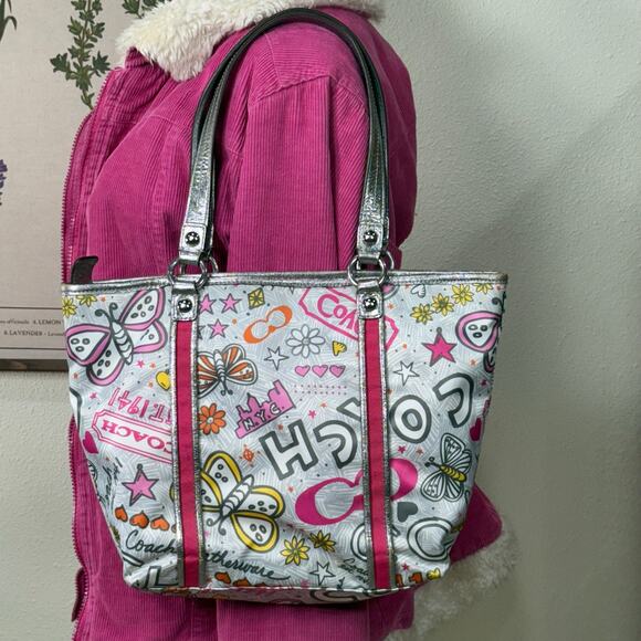 Vintage Y2k Coach Poppy Graffiti Tote Shoulder Bag Butterfly Charm Cutecore - Picture 3 of 14